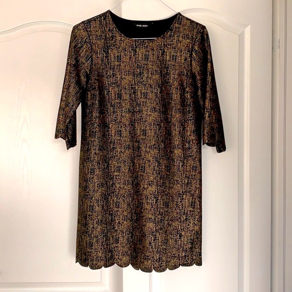 Black dress with gold sparkle - Picture 1 of 6